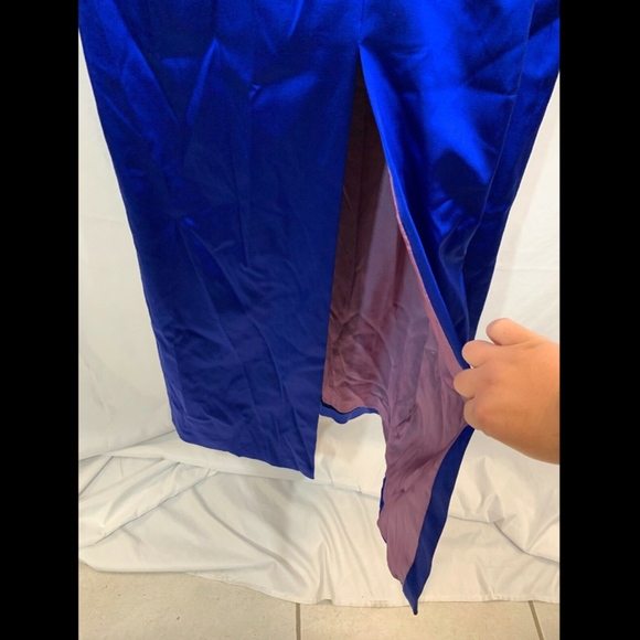 NEW $1675 Talbot Runhof Stretch Duchess Satin Gown - Picture 7 of 8